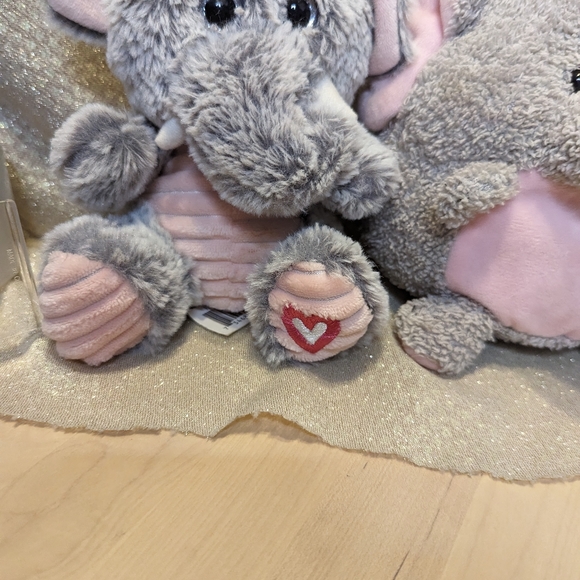 Elephant plush bundle of 2 - Picture 5 of 11